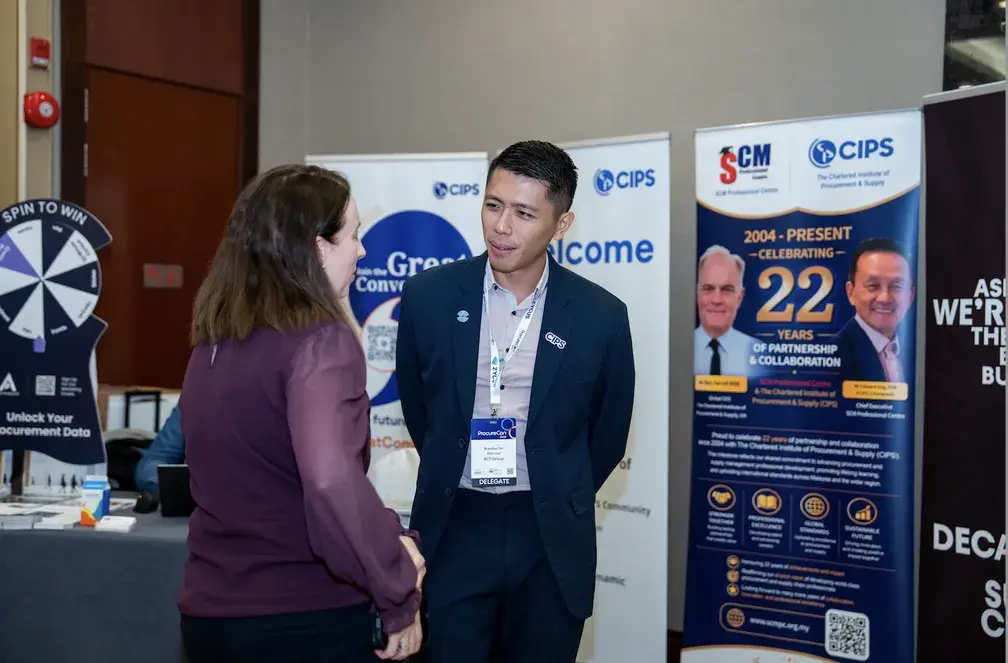 Green Project's Brandon Tan speaking with an attendee at ProcureCon Asia 2026
